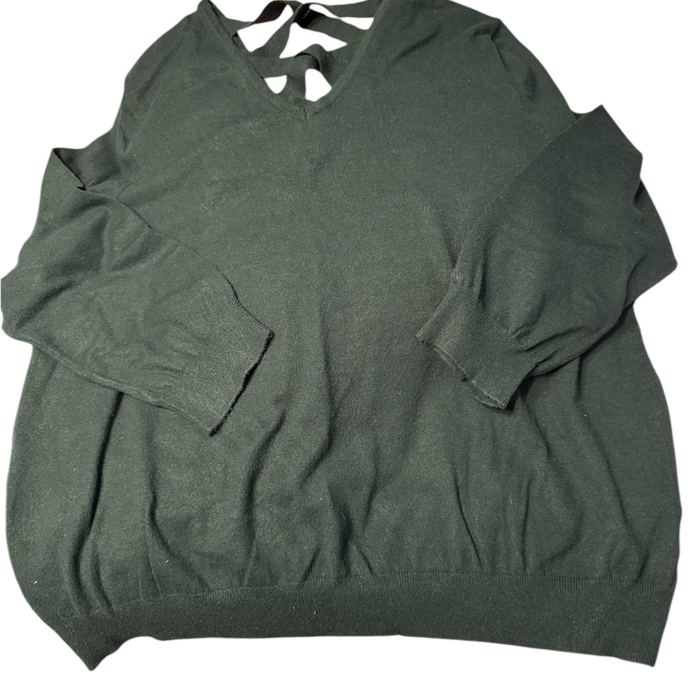 Chic Forest Green Sweater